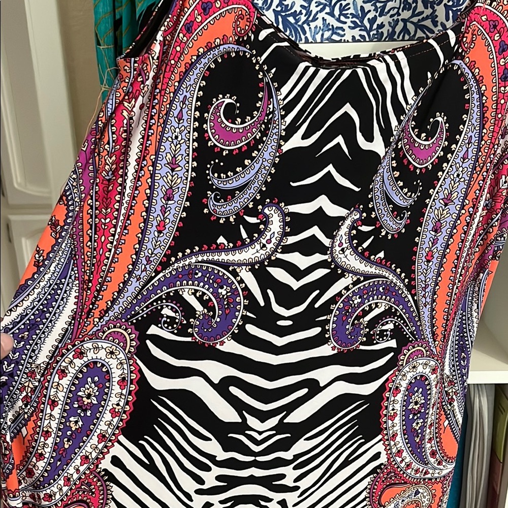 Dress - Picture 3 of 6